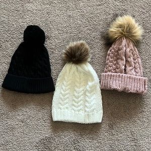 Cable Knit Fleece Lined Pom Beanie Bundle.